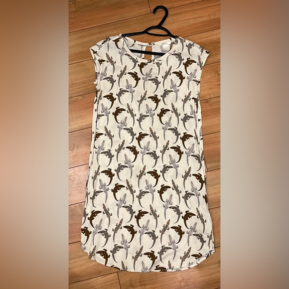 H&M Dresses & Skirts - H&M Alligator Dress 🐊